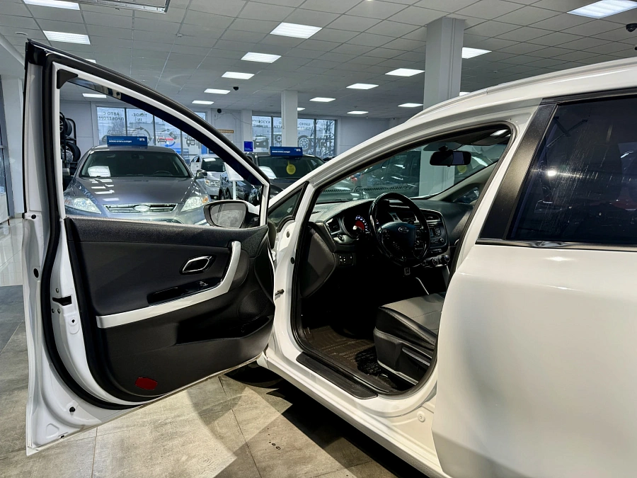 Kia Ceed, 2014г., передний привод, механика