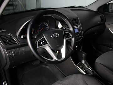 Hyundai Solaris, 2013г., передний привод, автомат