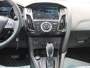 Ford Focus, 2018г, передний привод, робот