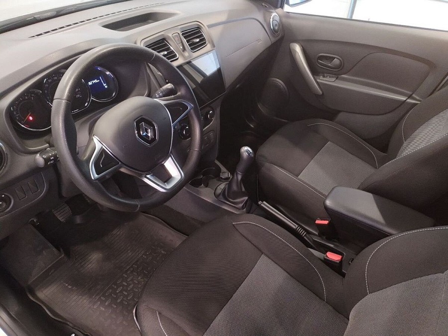 Renault Logan, 2020г., передний привод, механика