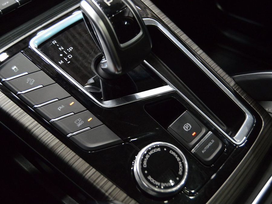 Geely Atlas Pro, 2021г., полный привод, робот