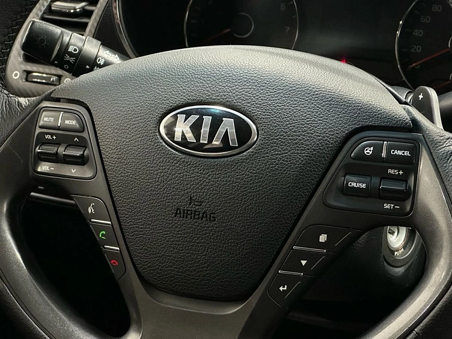 Kia Cerato, 2013г., передний привод, автомат