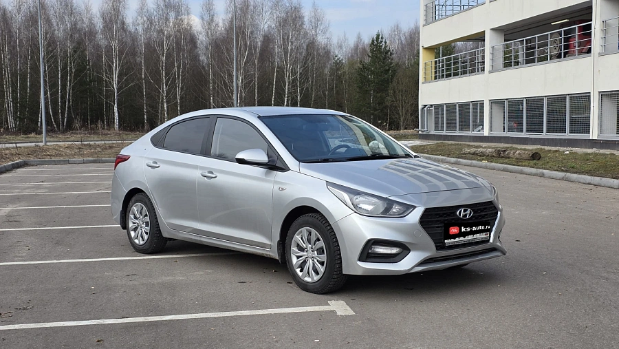 Hyundai Solaris, 2017г., передний привод, автомат