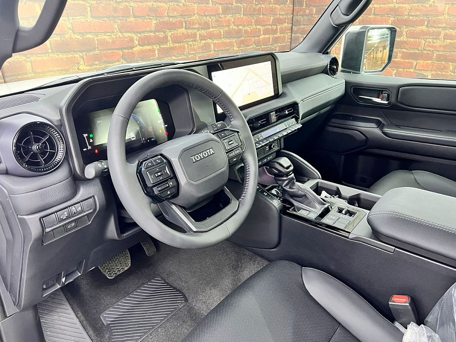 Toyota Land Cruiser Prado, 2024г., полный привод, автомат