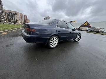 Toyota Camry, 1998г, передний привод, автомат