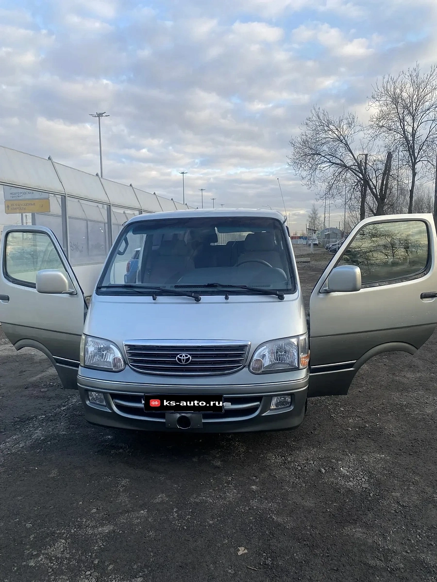 Toyota HiAce, 2004г., задний привод, механика