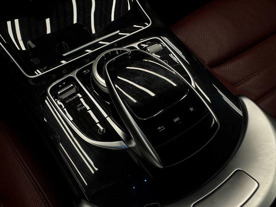 Mercedes-Benz C-Класс, 2016г., полный привод, автомат