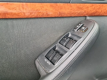 Toyota Avensis, 2007г, передний привод, автомат