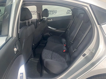 Hyundai Solaris, 2015г, передний привод, автомат