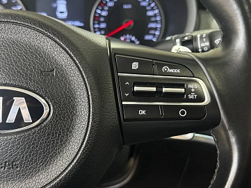 Kia Stinger, 2018г, полный привод, автомат