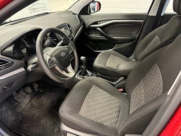 Lada (ВАЗ) Vesta, 2018г, передний привод, механика