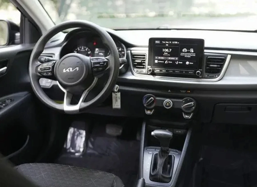Kia Rio, 2023г., передний привод, автомат