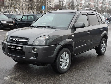 Hyundai Tucson, 2008г, передний привод, автомат