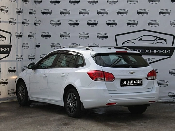 Chevrolet Cruze, 2014г, передний привод, механика