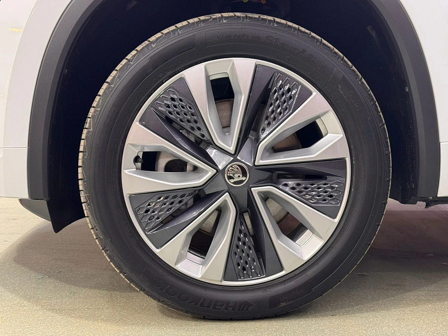 Skoda Kodiaq, 2025г., полный привод, робот
