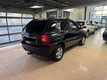 Kia Sportage, 2009г, передний привод, механика