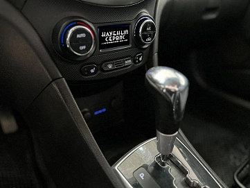 Hyundai Solaris, 2014г, передний привод, автомат