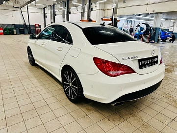 Mercedes-Benz CLA, 2015г, передний привод, робот