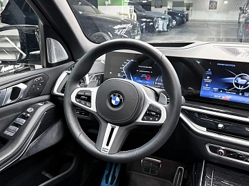 BMW X7, 2024г, полный привод, автомат