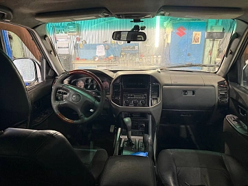 Mitsubishi Montero, 2002г, полный привод, автомат