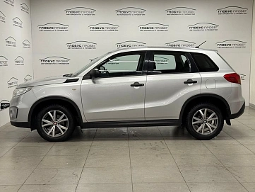 Suzuki Vitara, 2015г, передний привод, автомат
