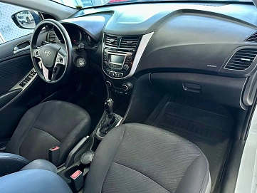 Hyundai Solaris, 2014г, передний привод, автомат