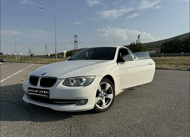 BMW 3 серии, 2011г, задний привод, автомат