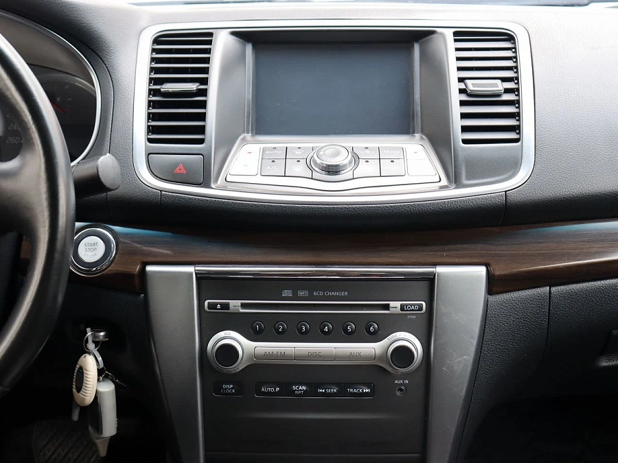 Nissan Teana, 2012г., передний привод, вариатор