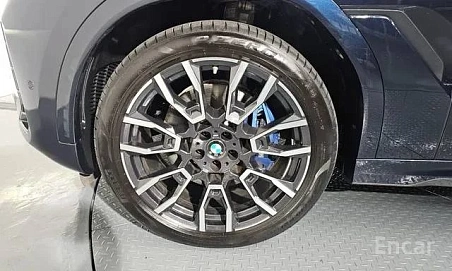 BMW X6, 2024г, полный привод, автомат