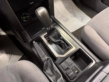 Toyota Land Cruiser Prado, 2012г, полный привод, автомат
