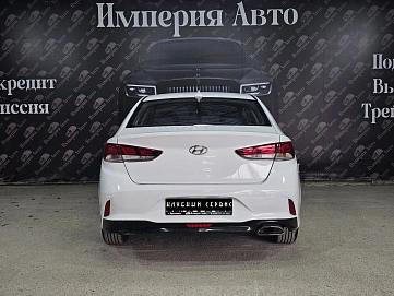 Hyundai Sonata, 2019г, передний привод, автомат