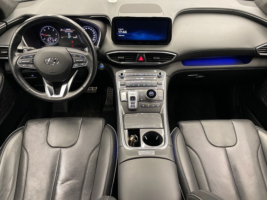 Hyundai Santa Fe, 2020г., полный привод, робот