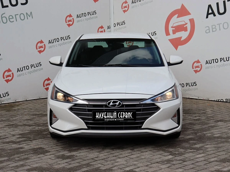 Hyundai Elantra, 2019г., передний привод, автомат