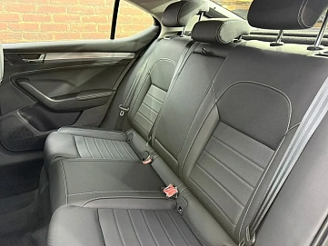 Skoda Superb, 2025г, передний привод, робот