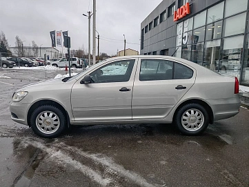 Skoda Octavia, 2012г, передний привод, механика