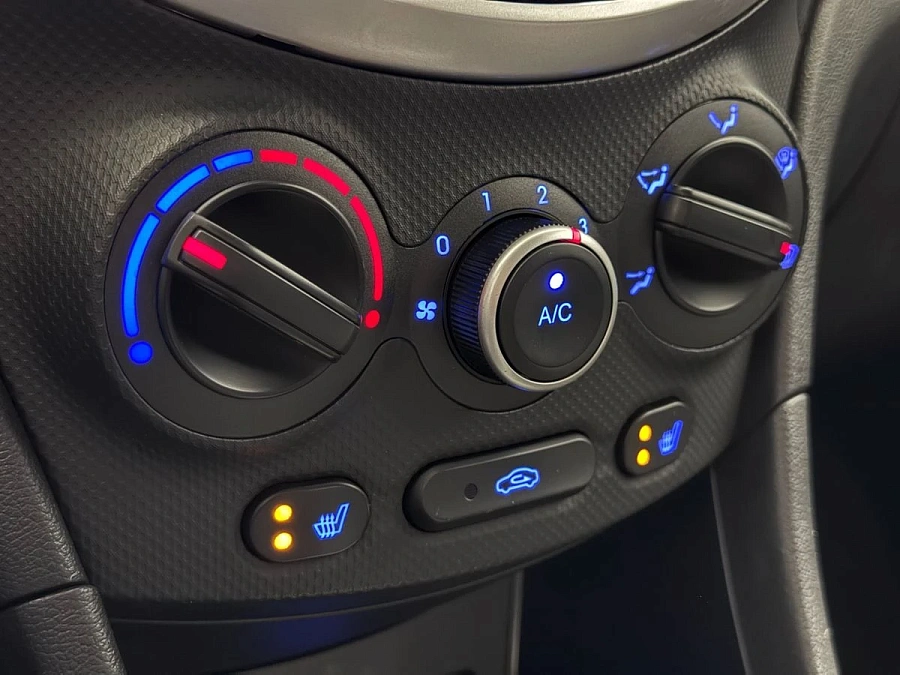 Hyundai Solaris, 2014г., передний привод, механика