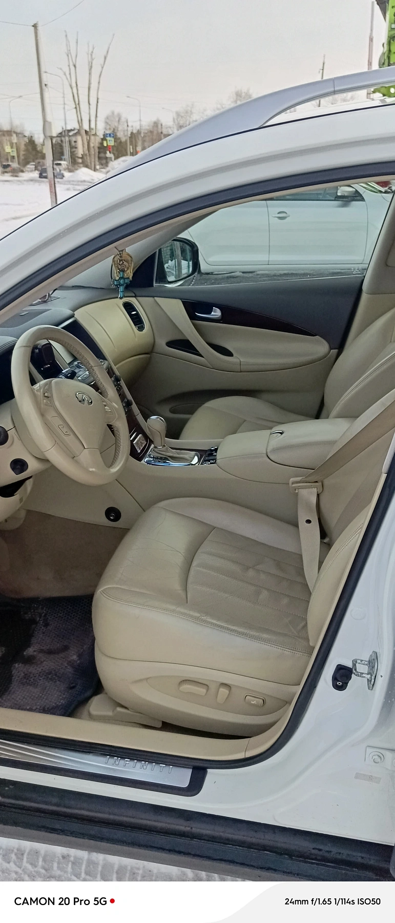 Infiniti QX50, 2014г., полный привод, автомат