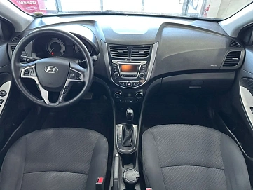 Hyundai Solaris, 2014г, передний привод, автомат