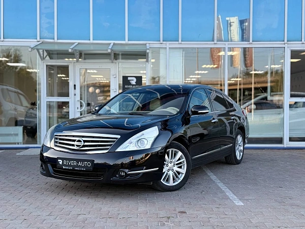 Nissan Teana, 2011г., передний привод, вариатор