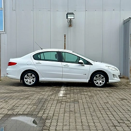 Peugeot 408, 2014г, передний привод, автомат