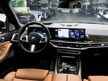 BMW X7, 2022г, полный привод, автомат