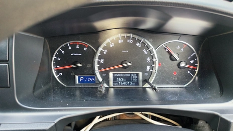 Toyota HiAce, 2015г, полный привод, автомат