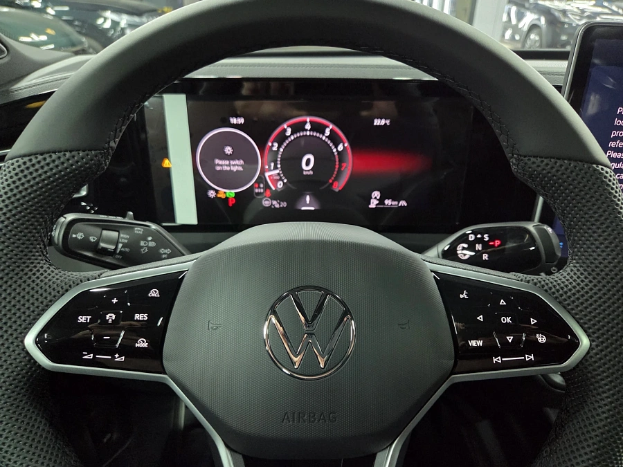 Volkswagen Tiguan, 2026г., полный привод, робот