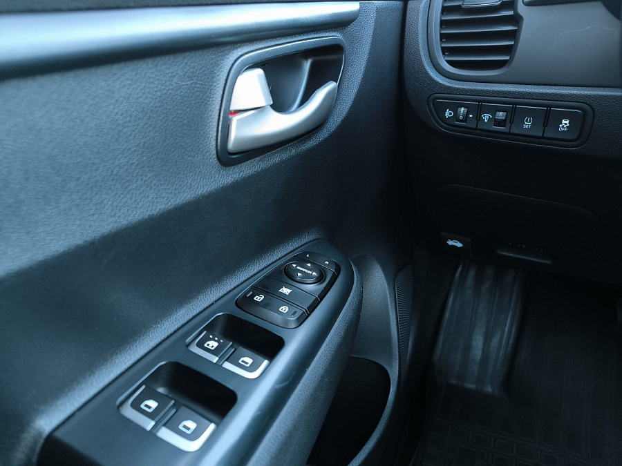 Kia , 2018г., передний привод, автомат