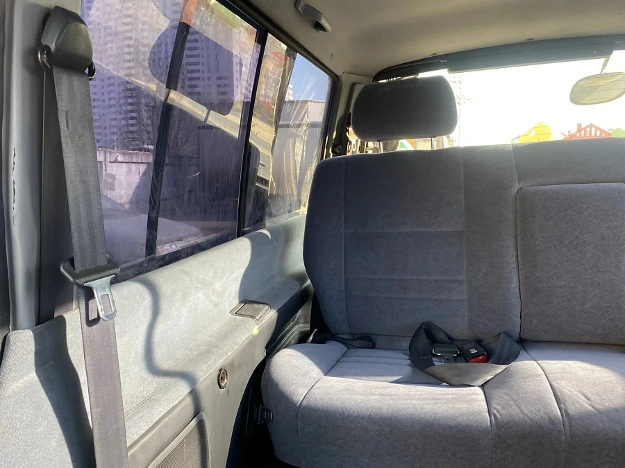 Toyota HiAce, 2004г., задний привод, механика