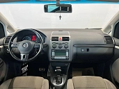 Volkswagen Touran, 2007г., передний привод, робот