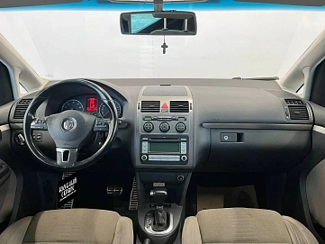 Volkswagen Touran, 2007г, передний привод, робот