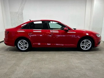 Audi A4, 2019г, передний привод, автомат
