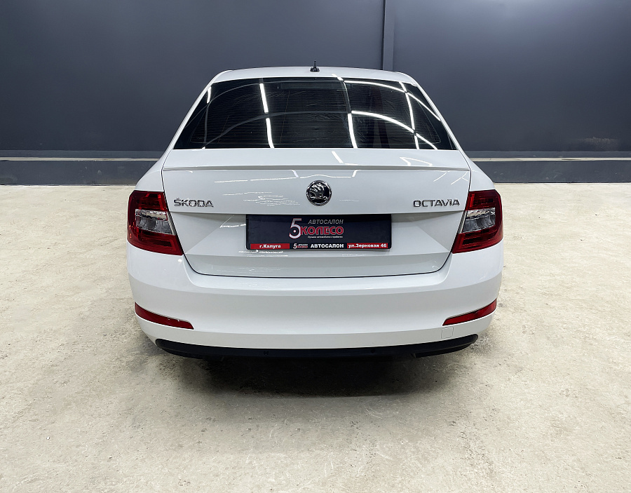 Skoda Octavia, 2016г., передний привод, робот