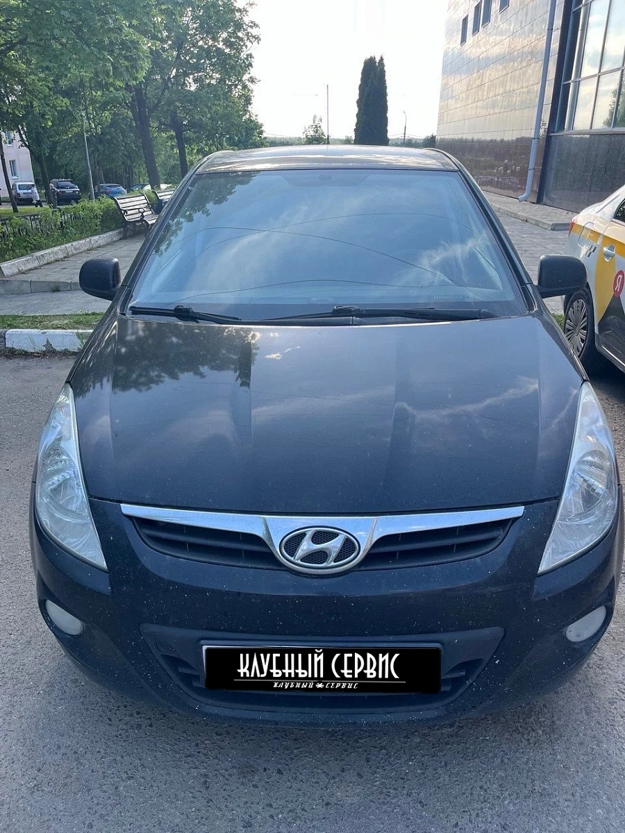 Hyundai i20, 2010г., передний привод, автомат